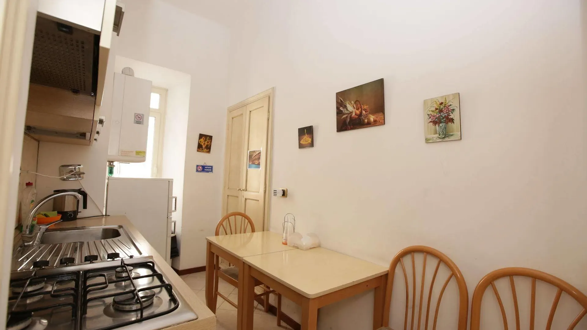 Nika Hostel Roma